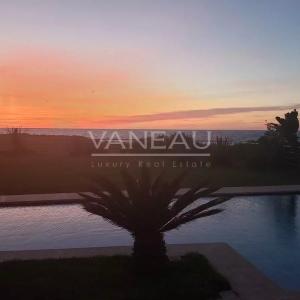 Villa d'exception pied dans l'eau a proximité de Rabat
