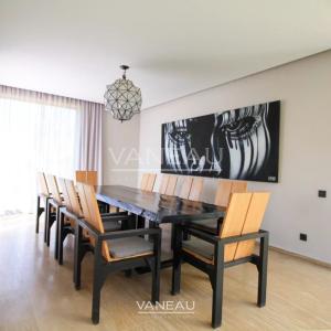 VENTE MAGNIFIQUE VILLA CONTEMPORAINE SUR GOLF