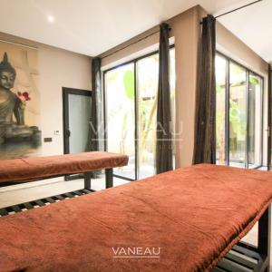 VENTE MAGNIFIQUE VILLA CONTEMPORAINE SUR GOLF