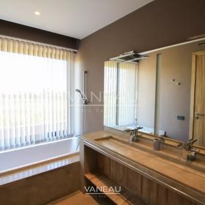 VENTE MAGNIFIQUE VILLA CONTEMPORAINE SUR GOLF
