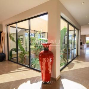 VENTE MAGNIFIQUE VILLA CONTEMPORAINE SUR GOLF