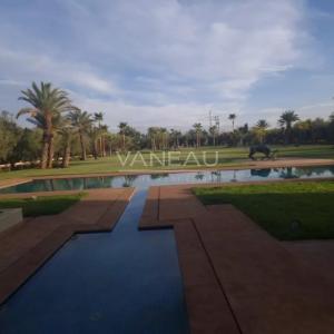 VENTE VILLA NEUVE SUR 2 HECTARES A SEULEMENT 15 MINUTES DE MARRA