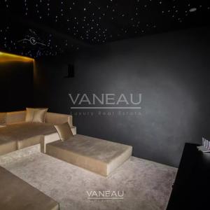 Superbe villa contemporaine en première ligne de golf
