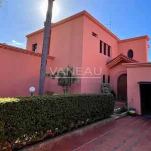 VENTE VILLA DE LUXE AU COEUR DE CASABLANCA