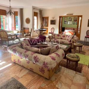VENTE VILLA DE LUXE AU COEUR DE CASABLANCA