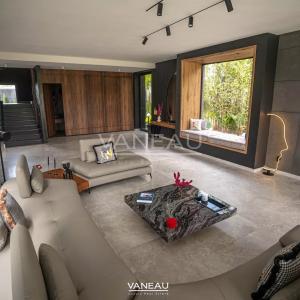 Vente villa meublée d'Exception Baignée de Soleil à Bouskoura: L
