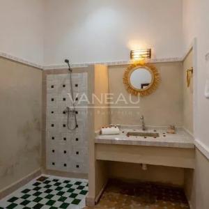 Magnifique riad maison d'hote de 10 chambres en médina