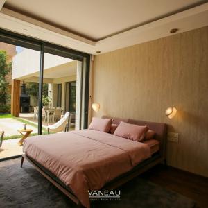 Superbe villa neuve au sein d'un golf reputé