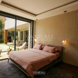 Superbe villa neuve au sein d'un golf reputé