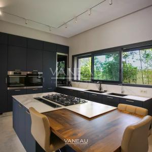 Superbe villa neuve au sein d'un golf reputé