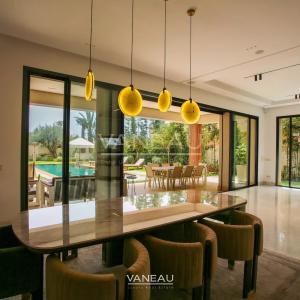 Superbe villa neuve au sein d'un golf reputé