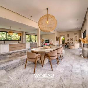 Villa de plain pied 4 suites Terrain 1460m2