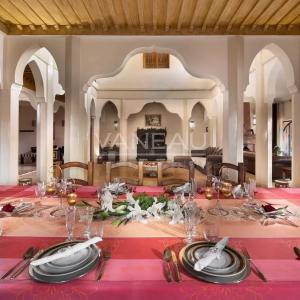 Maison d'hote  sur un hectare de terrain route de l'Ourika
