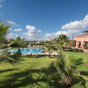 Maison d'hote  sur un hectare de terrain route de l'Ourika
