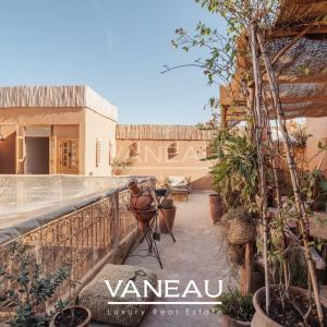 Magnifique Riad rénové avec bassin à la Kasbah