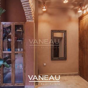 Magnifique Riad rénové avec bassin à la Kasbah