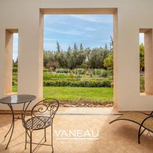 SUPERBE PALAIS MAISON D'HOTE SUR 1 HECTARE