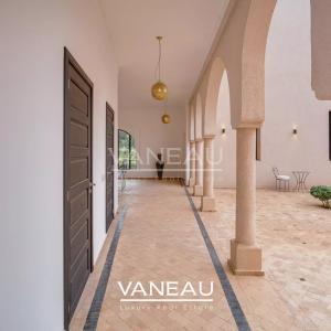 SUPERBE PALAIS MAISON D'HOTE SUR 1 HECTARE