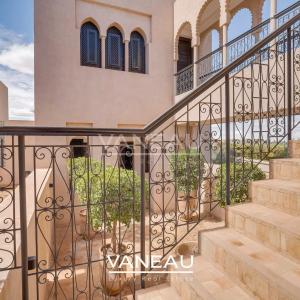 SUPERBE PALAIS MAISON D'HOTE SUR 1 HECTARE