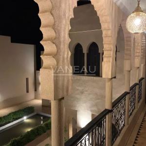 SUPERBE PALAIS MAISON D'HOTE SUR 1 HECTARE