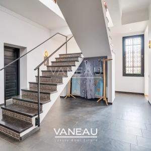 SUPERBE PALAIS MAISON D'HOTE SUR 1 HECTARE