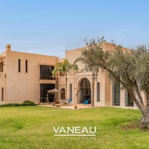 SUPERBE PALAIS MAISON D'HOTE SUR 1 HECTARE