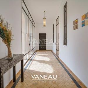 SUPERBE PALAIS MAISON D'HOTE SUR 1 HECTARE