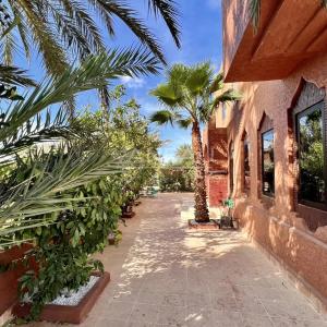 Villa à 15 minutes du centre ville dans une résidence sécurisée.