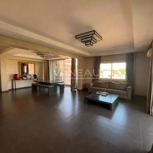 ***Appartement au cœur d'Hivernage***