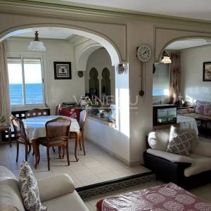 Beau Duplex en face de la mer à Rabat