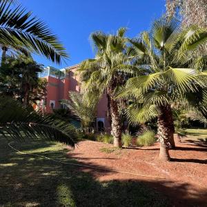 Grand appartement en duplex de trois chambres à la Palmeraie