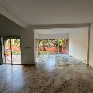Grand appartement en duplex de trois chambres à la Palmeraie