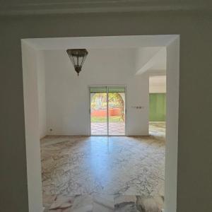 Grand appartement en duplex de trois chambres à la Palmeraie