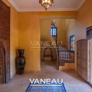Propriété 1 hectar, 8 chambres avec VNA