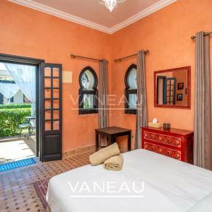 Propriété 1 hectar, 8 chambres avec VNA