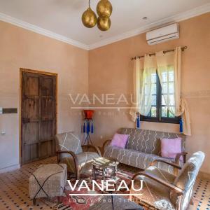 Propriété 1 hectar, 8 chambres avec VNA