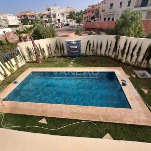 ****Villa de 150m² avec piscine***