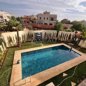 ****Villa de 150m² avec piscine***
