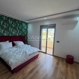 ****Villa de 150m² avec piscine***