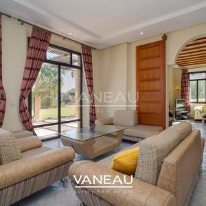 Belle villa en première ligne de golf