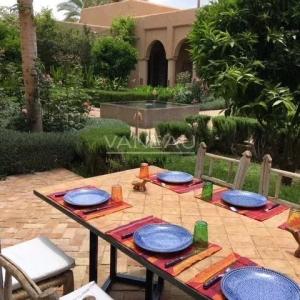 Propriété Exceptionnelle de 1000m2, 20Hectares de terrain