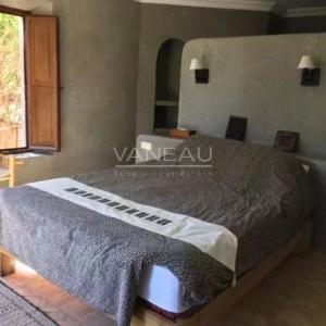 Propriété Exceptionnelle de 1000m2, 20Hectares de terrain