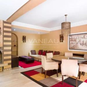 ***Duplex avec piscine privée au coeur de l'Hivernage***