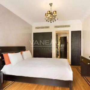 ***Duplex avec piscine privée au coeur de l'Hivernage***