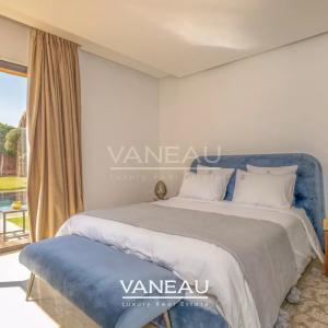 Villa contemporaine en deuxième ligne de Golf