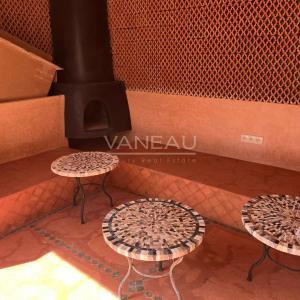 Grand riad en cour de rénovation Larousse/ Bab Doukala