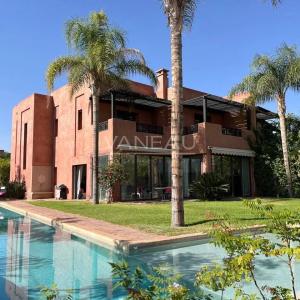 Villa front de front de golf  vue sur Atlas.