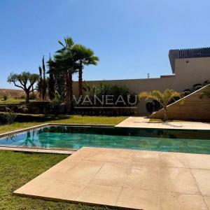 Villa au coeur d'un prestigieux golf