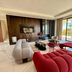 Villa au coeur d'un prestigieux golf