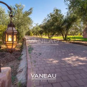 *** Maison avec un terrain de 4 hectares***